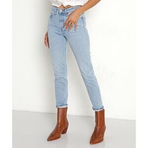 Levi's Wedgie Icon Fit High-Rise Button Fly Denim Jeans Tango Light Wash Blue 24